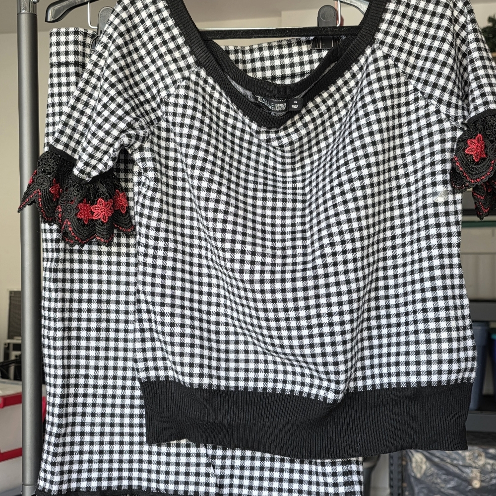 7th Avenue 2 Piece Black and White Gingham Top with Red Floral Accents Skirt Set - Picture 7 of 7